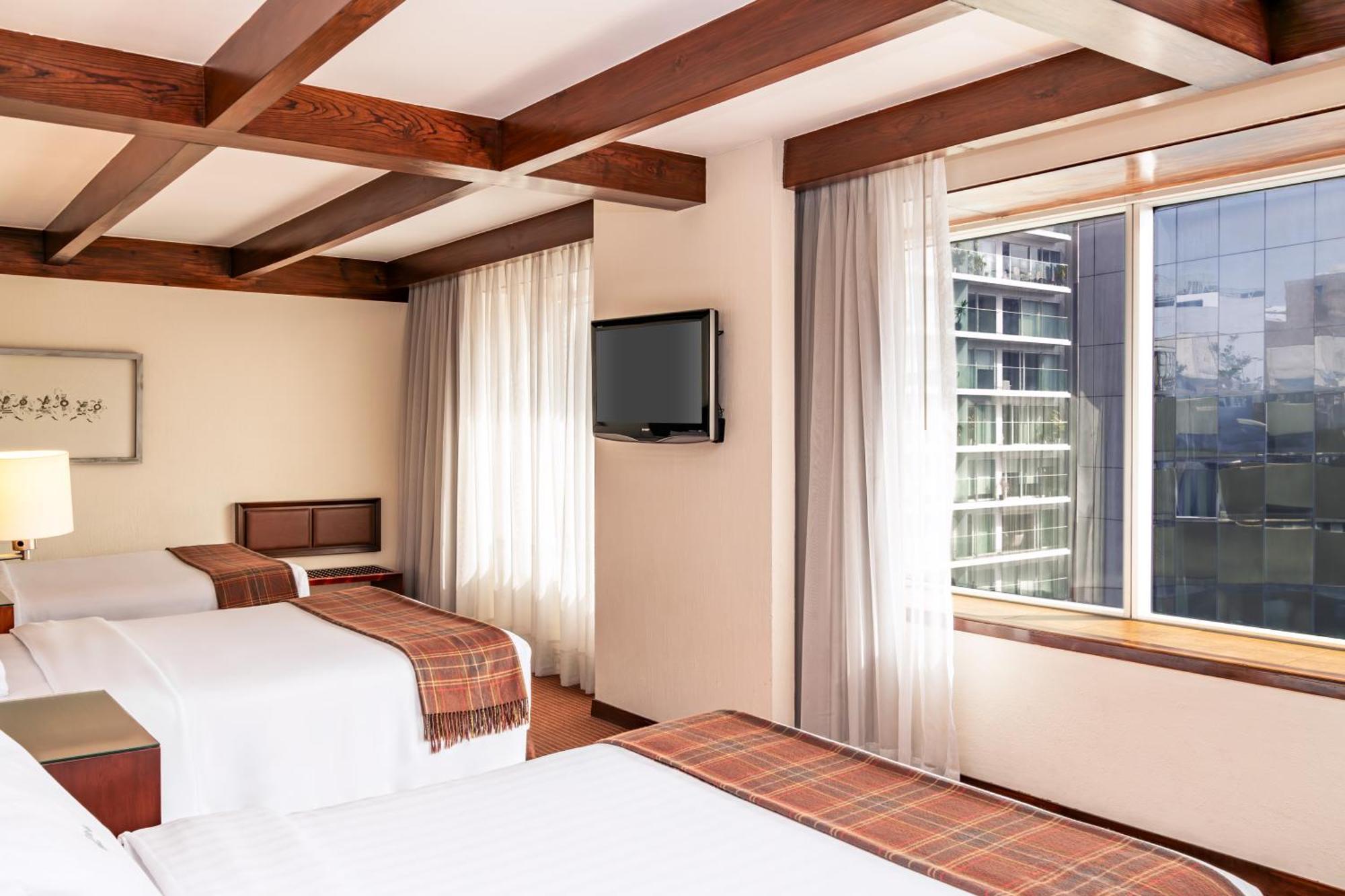 Casa Andina Premium Miraflores Lima Exterior photo A room at the hotel