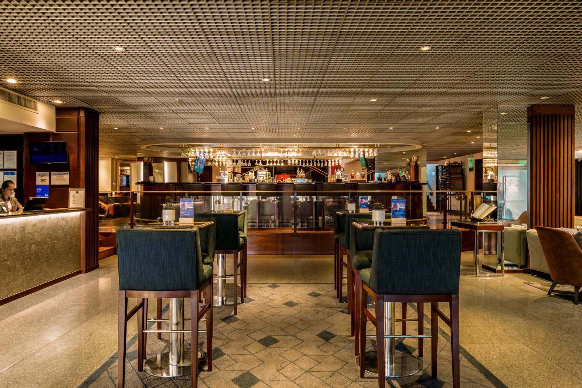 Casa Andina Premium Miraflores Lima Exterior photo The bar at the lounge