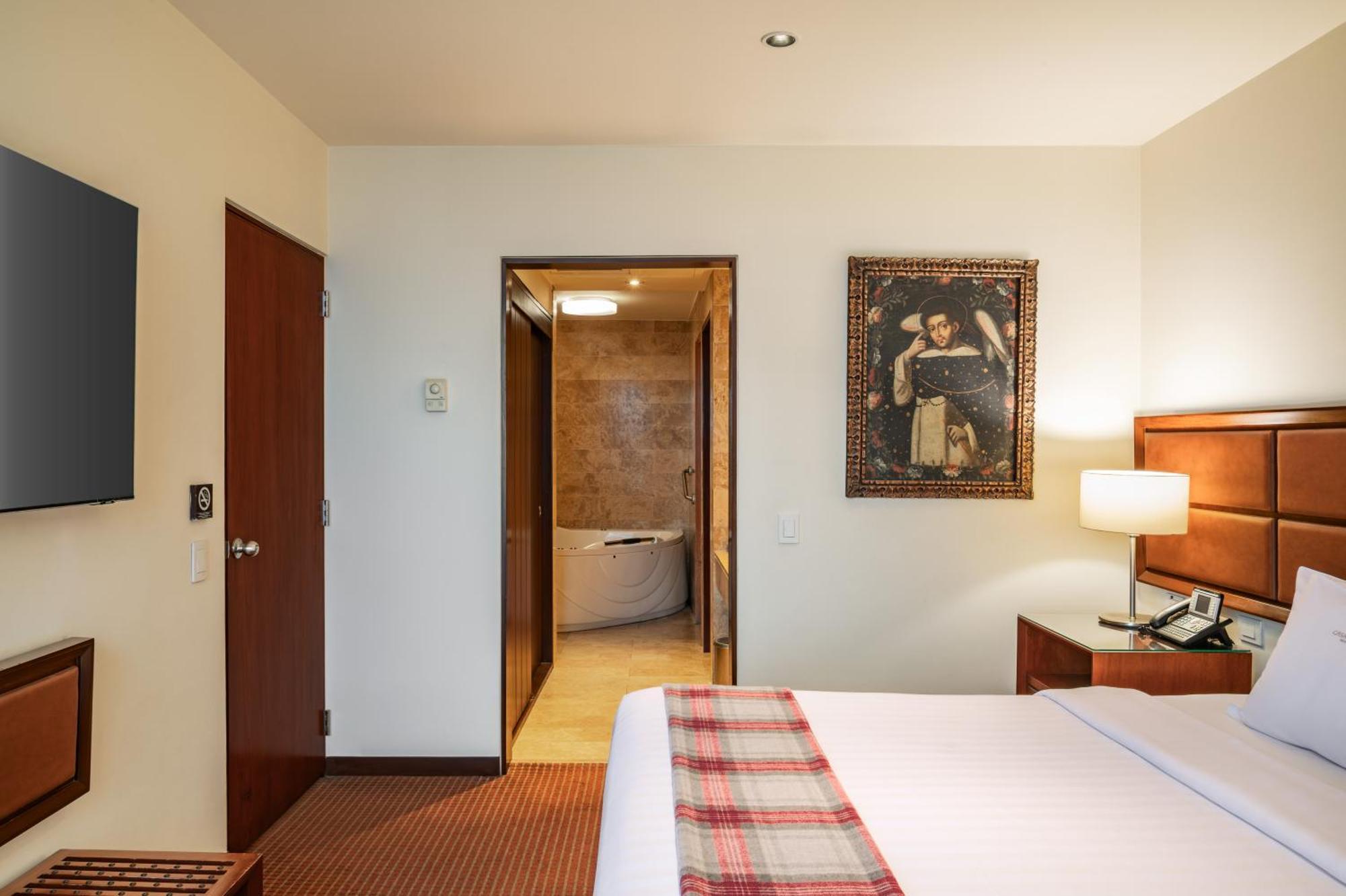 Casa Andina Premium Miraflores Lima Exterior photo A room at the hotel