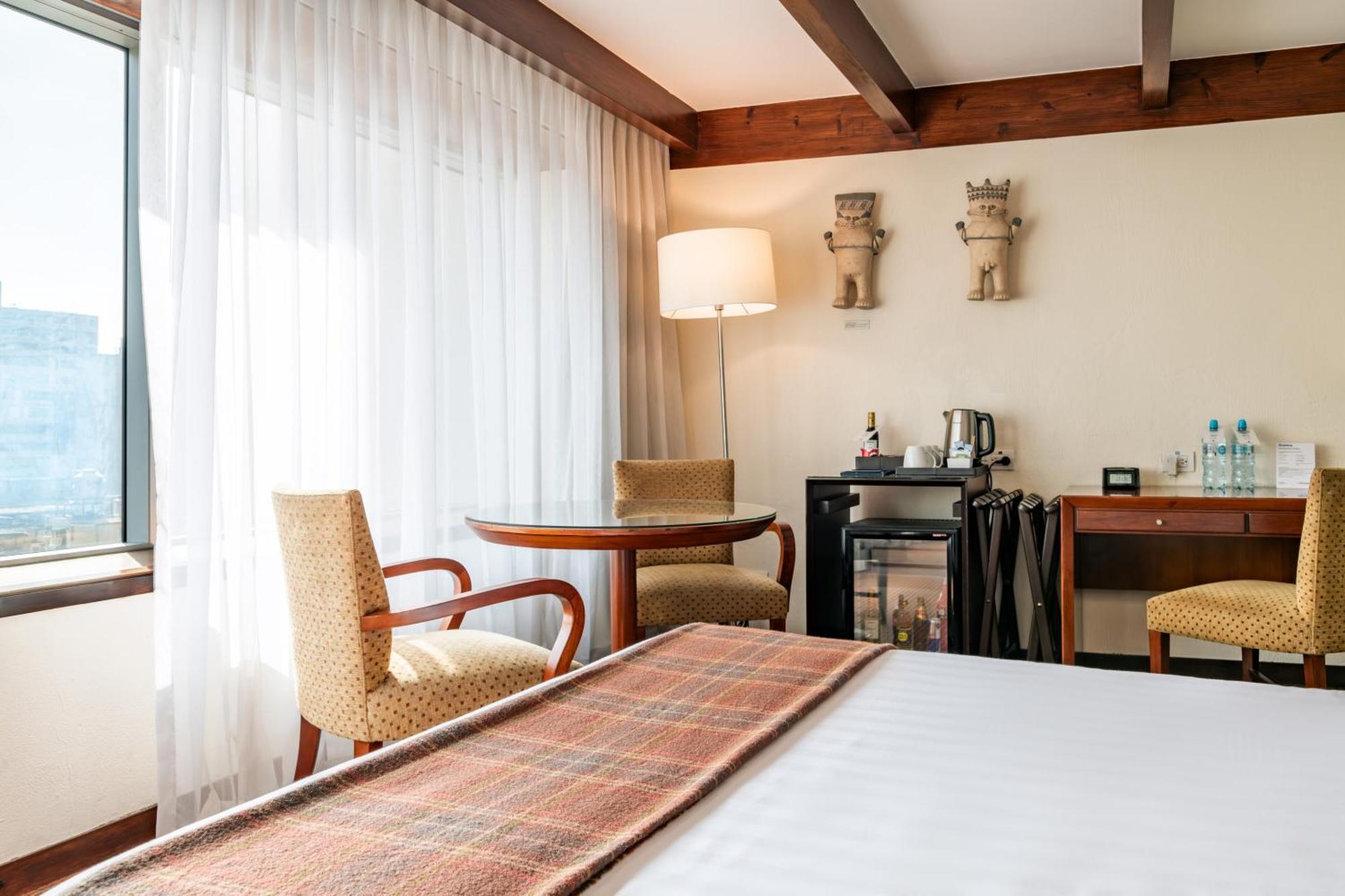 Casa Andina Premium Miraflores Lima Exterior photo A room at the hotel