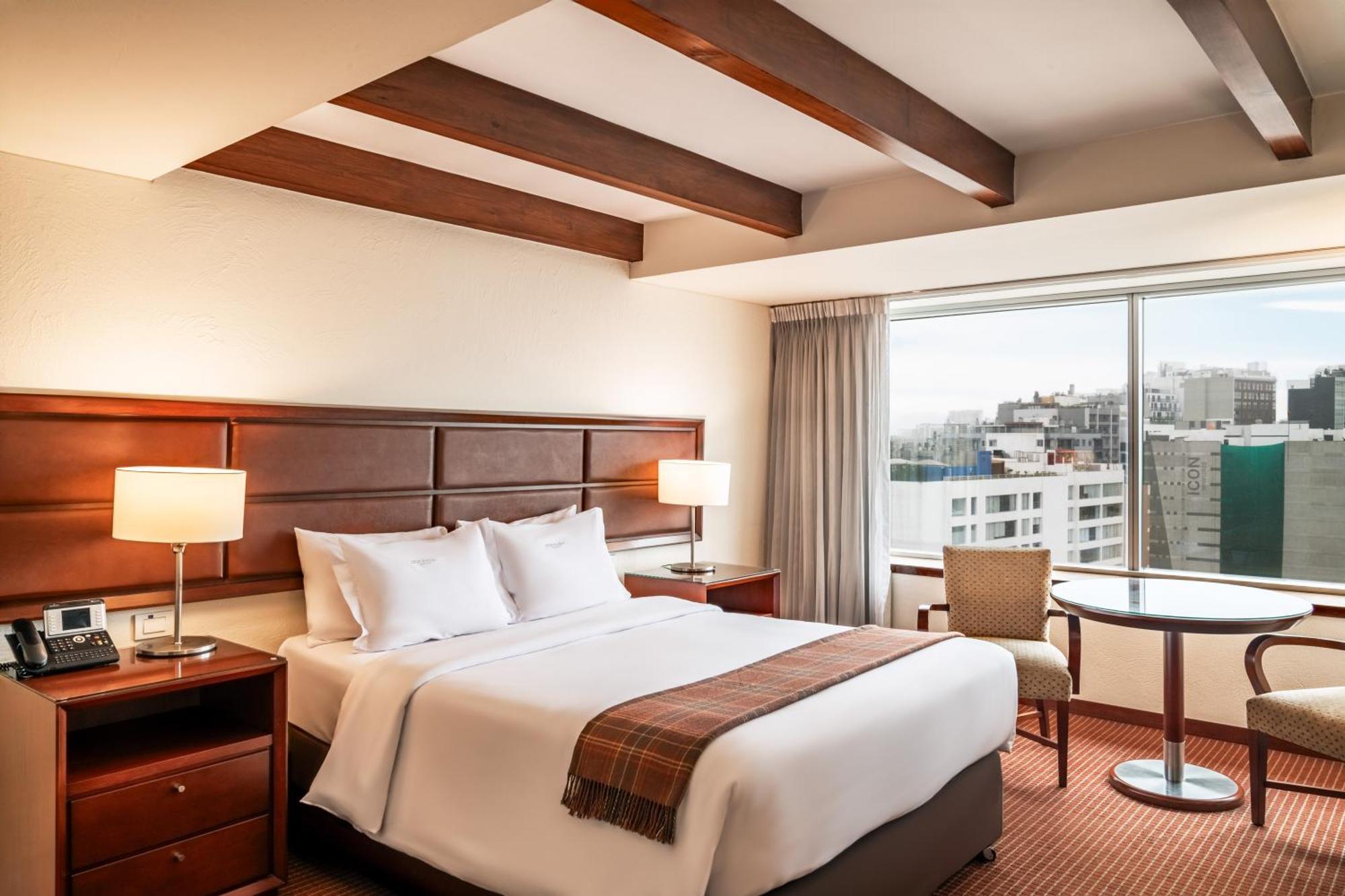 Casa Andina Premium Miraflores Lima Exterior photo A room at the hotel